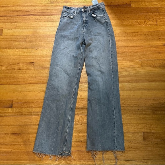 Zara wide-leg jeans with a high waist and raw hem size 4 (a3 - Picture 1 of 13